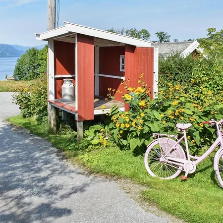 Eikhaugen Gjestegard