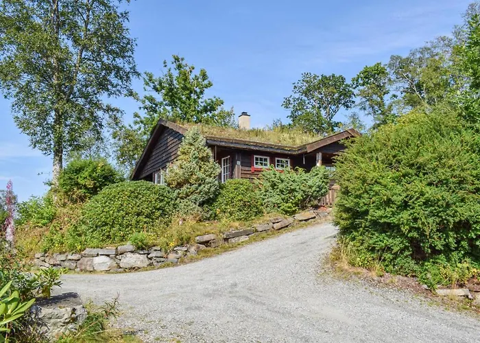 Eikhaugen Gjestegard Сasa de vacaciones Husa